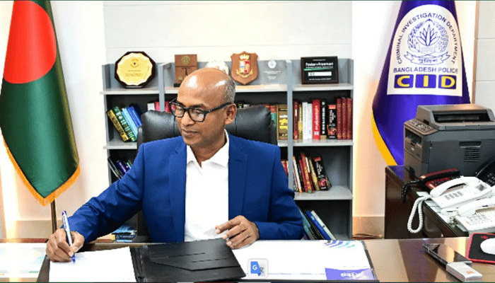 সিআইডির প্রধান হিসেবে দায়িত্ব নিলেন মোশাররফ হোছাইন